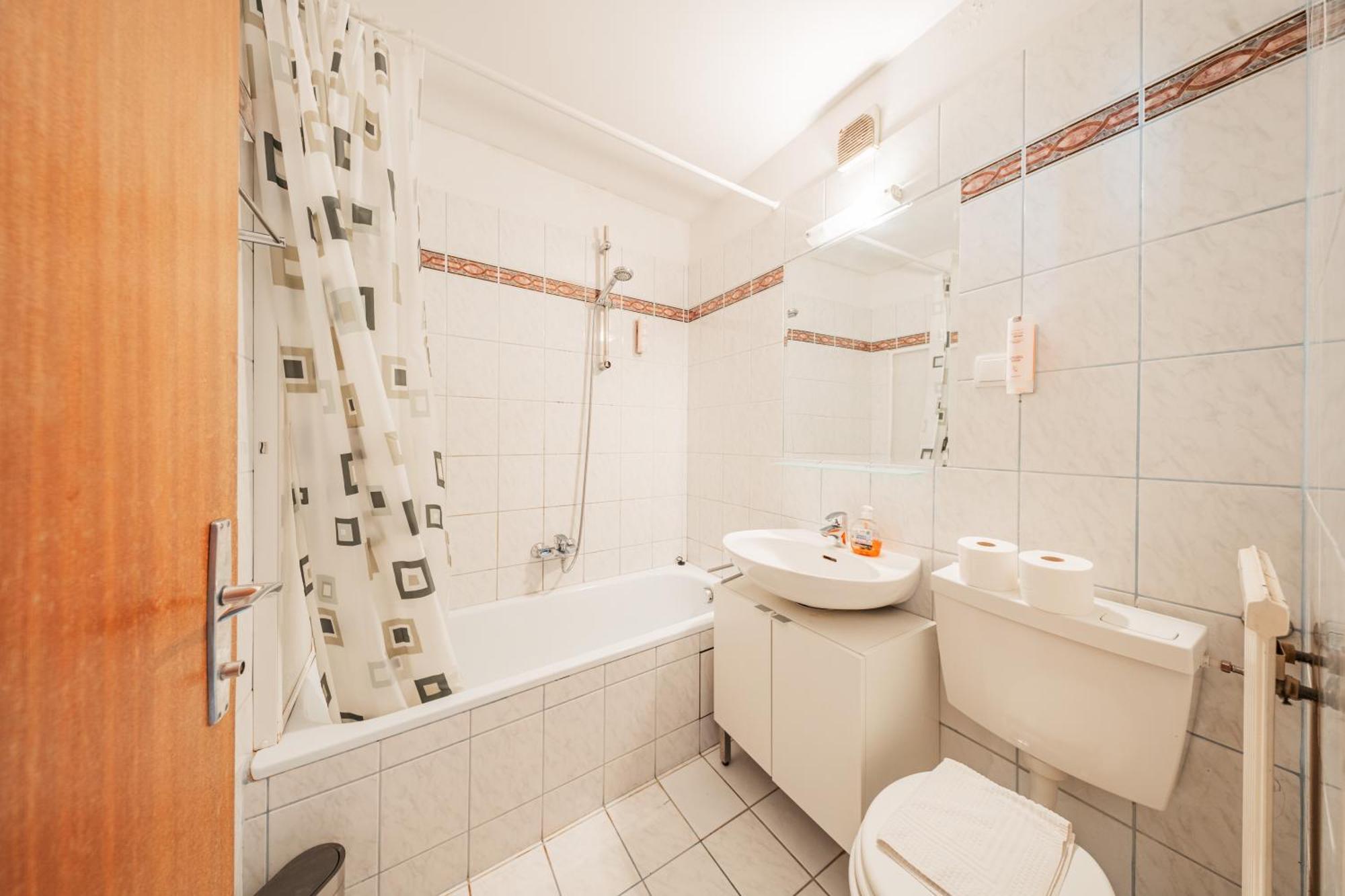 Studio Next To Karlsplatz/Karlskirche Apartment Vienna Luaran gambar